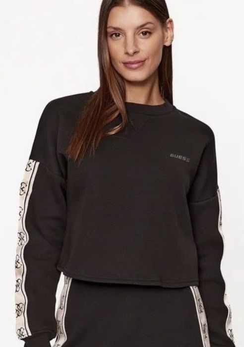 Костюм з шортами Guess M,L