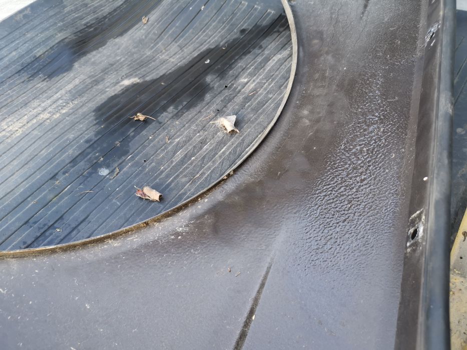 BMW E39 błotnik prawy przód