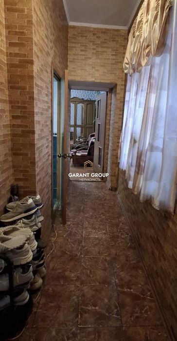 Продається двоповерховий будинок