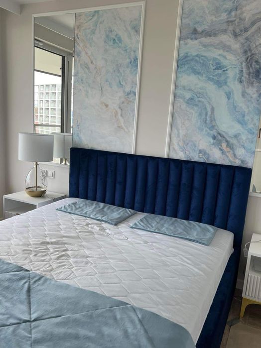 Łóżko sypialniane na wymiar