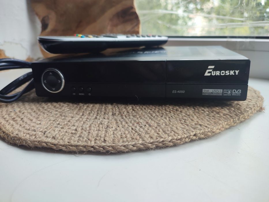 Спутниковый тюнер Eurosky es 4050
OLX.ua ОбъявлениEvroя Украины
Прилож
