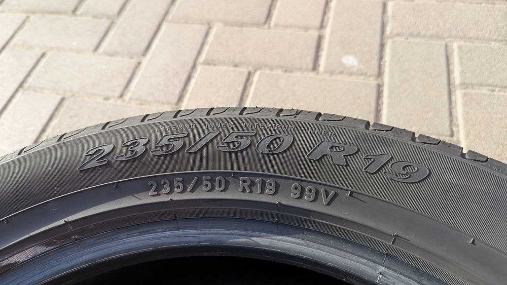Шини 235/50 R19 99V Pirelli Scorpion verde