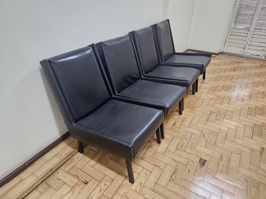 Sofá vintage de sala de espera