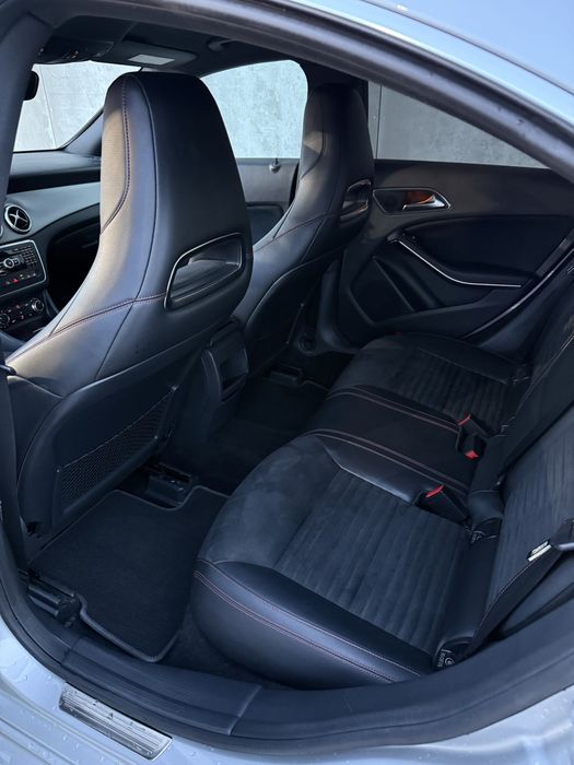 Mercedes-Benz CLA 200 AMG Gasolina