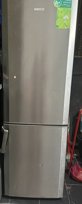 Frigorífico usado em bom estado