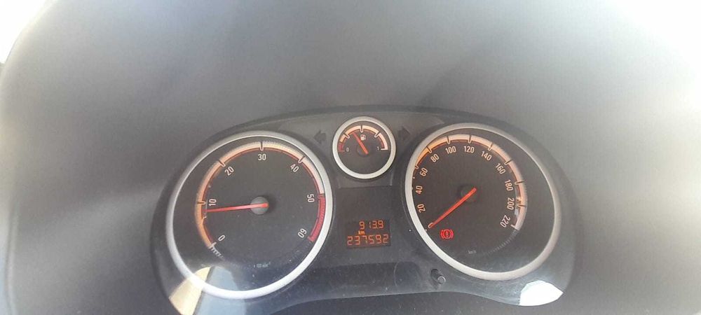Opel Corsa D 1.3 cdti
