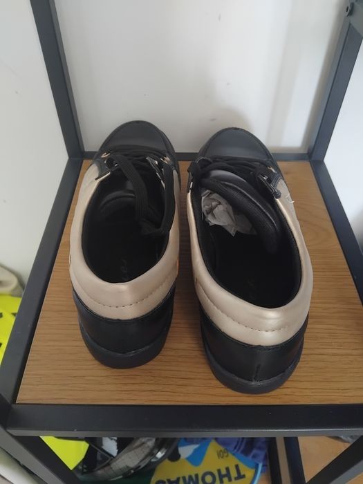 Buty damskie sneakersy
