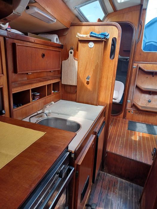 Vendo veleiro Jeanneau Space 990