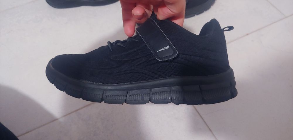 Кросівки puma ,sprandi,босоніжки f&f,