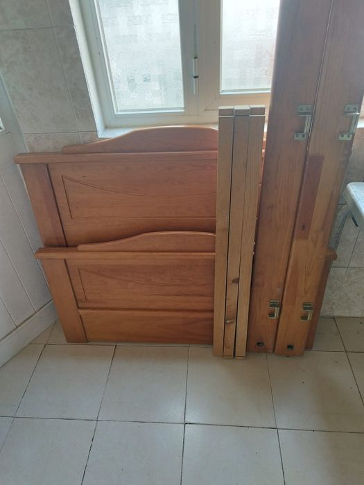 Cama Solteiro completa + colchão