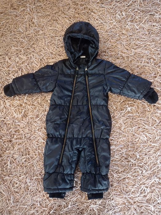 Czarny kombinezon firmy Lindex, rozmiar 80, 9-12 m-ąc