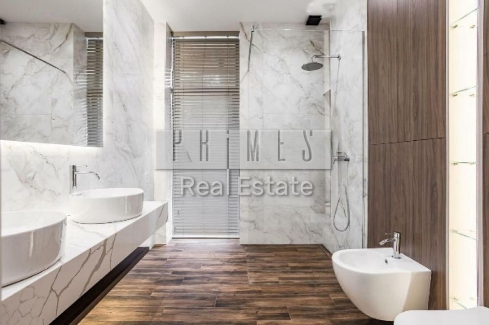 Продаж будинку Лісники, новий ремонт. Газ. Стіни-цегла.