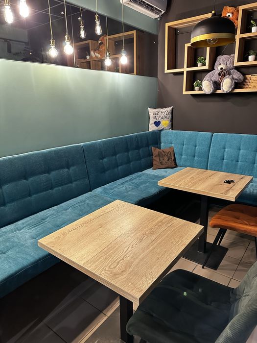 Продам мебель для кофейни.