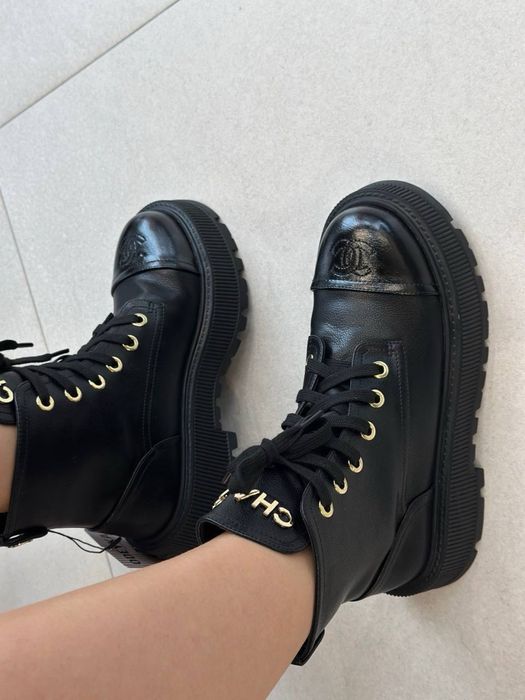 Ботинки chanel в коробці чорний і сірий колір на шнурівці