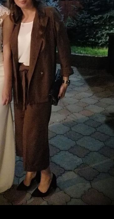 Костюм ,піджак ,кюлоти