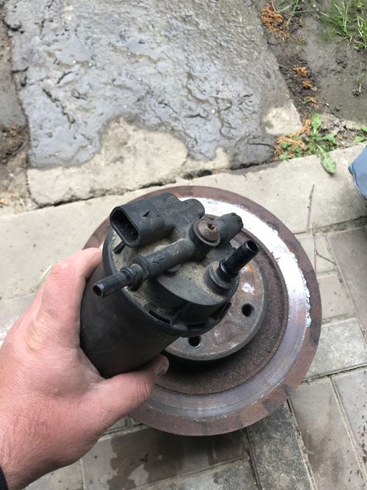 Корпус паливного фільтра на Renault Master II 98->2010 2.5 dCi+3.0 dCi