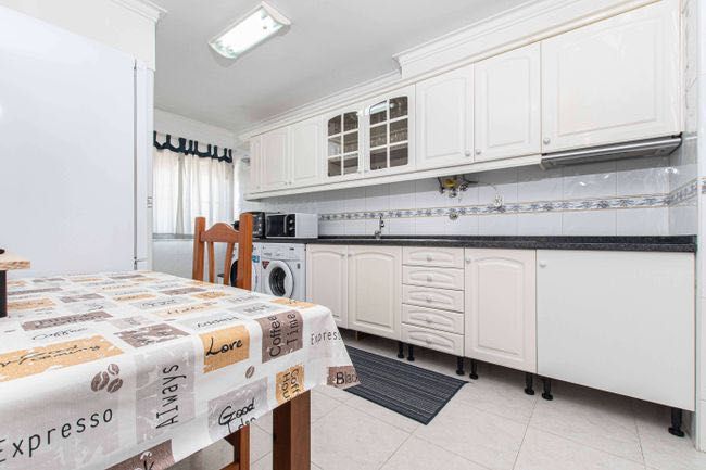 Apartamento T2 Quinta do Bravo Alenquer C/ Estacionamento