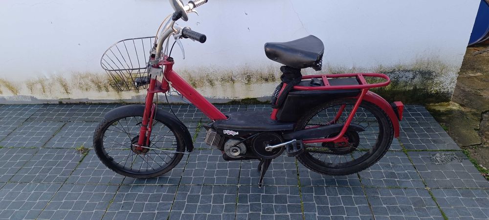 Mobilete Peugeot 102