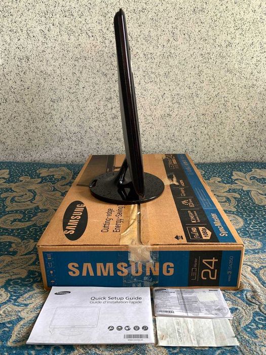 Монитор Samsung 24"(61см)