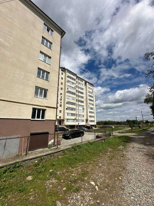 Продам простору квартиру у Богородчанах