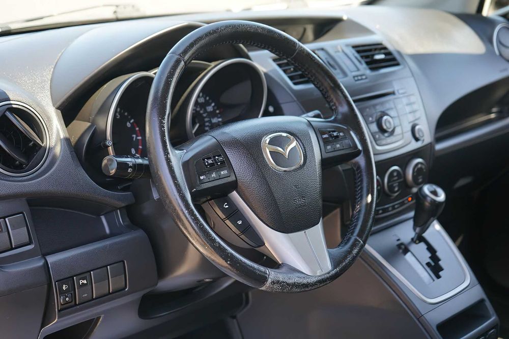 Mazda 5      2014
