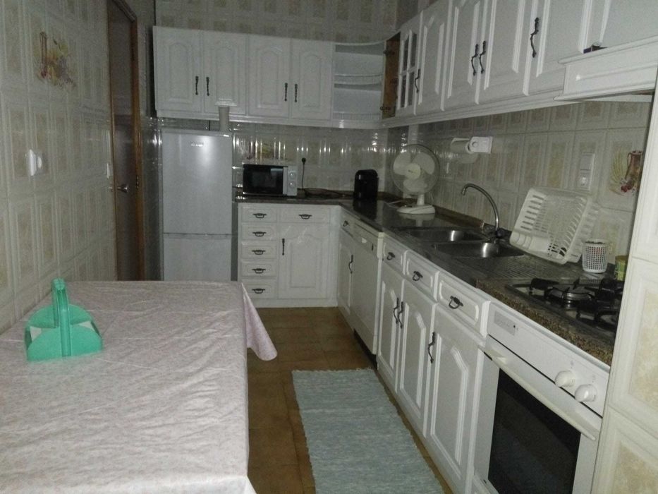 Quarto para Menina no Centro de Santa Maria da Feira