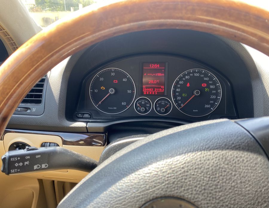Vw Jetta 1.9TDI DSG Highline