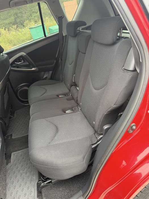 Toyota RAV4 автомат