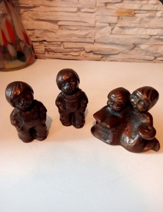 Figurki z brązu sprzedam