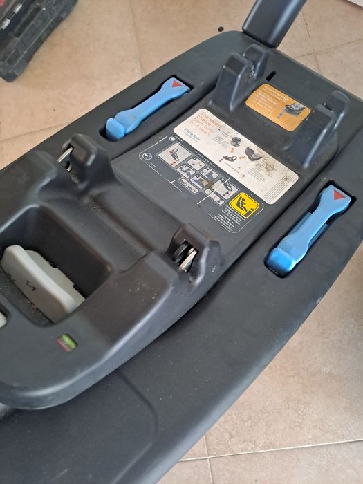 Cadeira Auto Joie com base isofix I-size