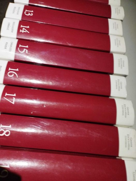 Grande Enciclopedia Universal 30 Volumes de A a Z - Completo