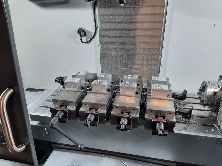 Naprawa maszyn rolniczych, elektronika, hydraulika, regeneracja części