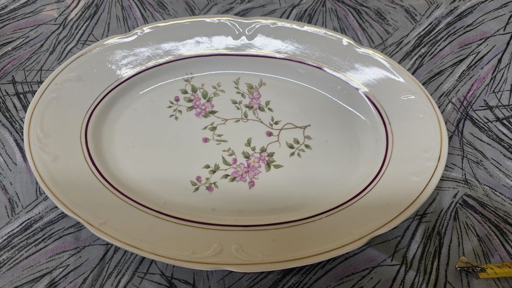 Porcelanowy półmisek 26 cm z motywem kwiatowym