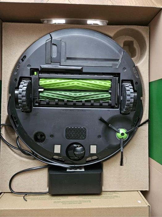 Irobot roomba combo j5 robot sprzątający mopujący