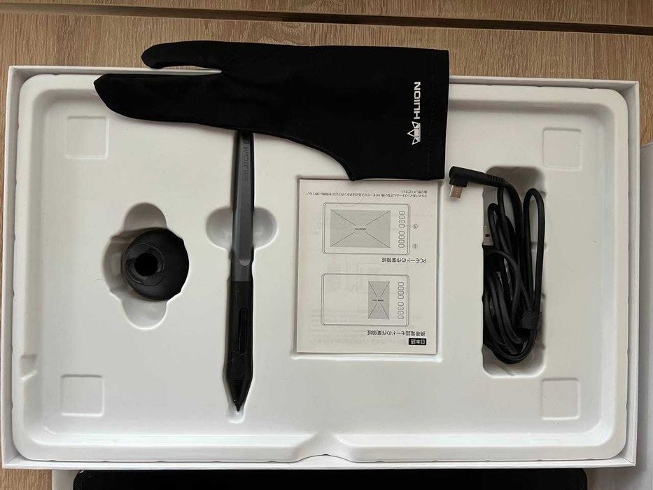 Графічний планшет Huion Inspiroy H950P