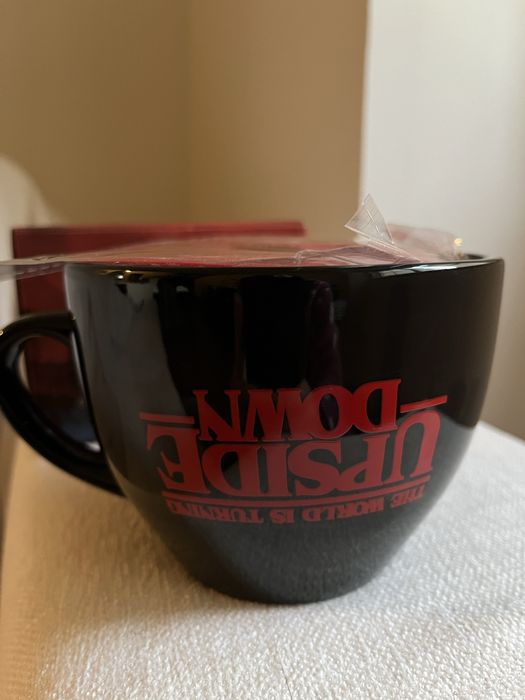 Caneca Stranger Things - NOVA447038070709309442