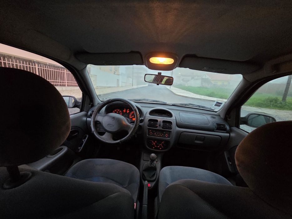 Renault clio 1.2  muito bom preco