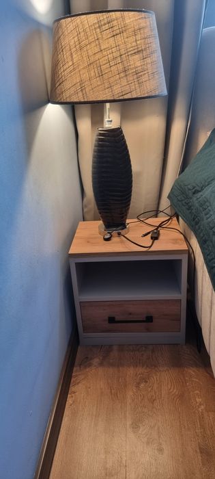 szafki nocne dwie sztuki