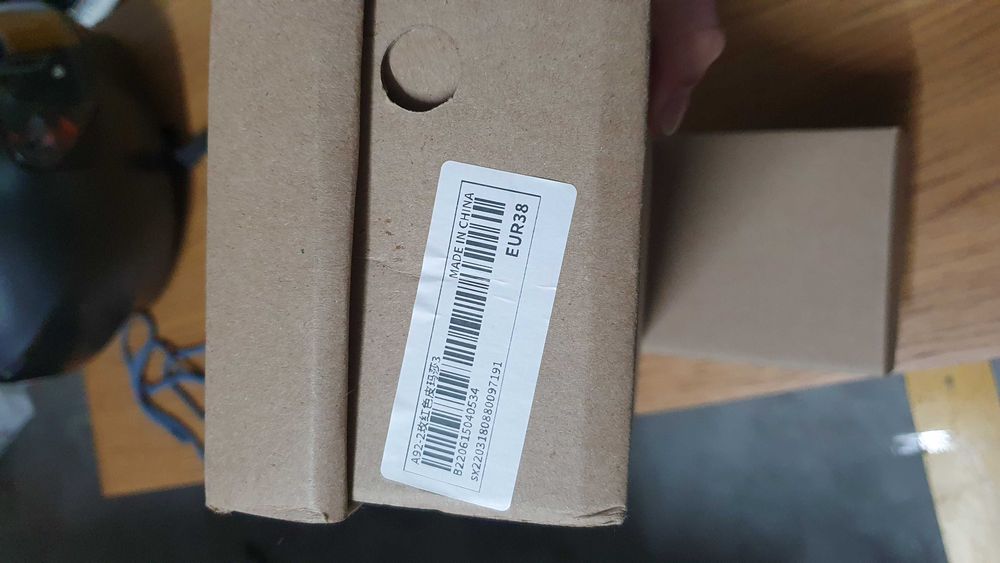 Sapatos Senhora SHEIN cor de rosa tam. 36 e 38 novos