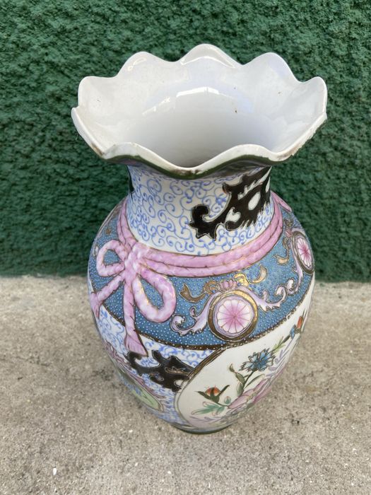 Jarrao em Porcelana