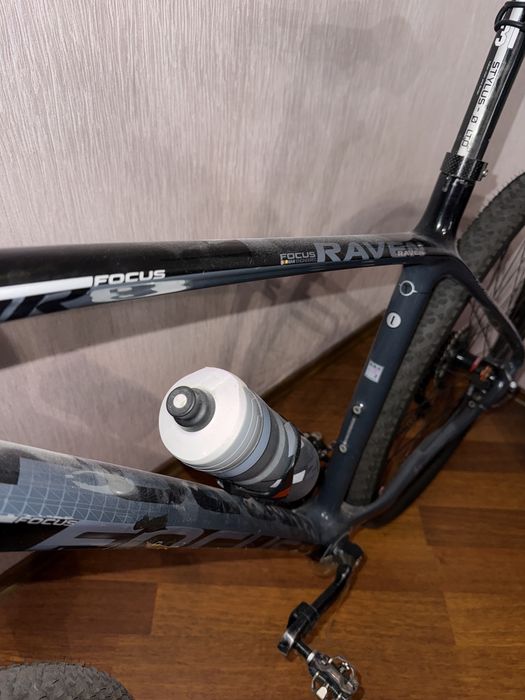 Продам focus raven карбон