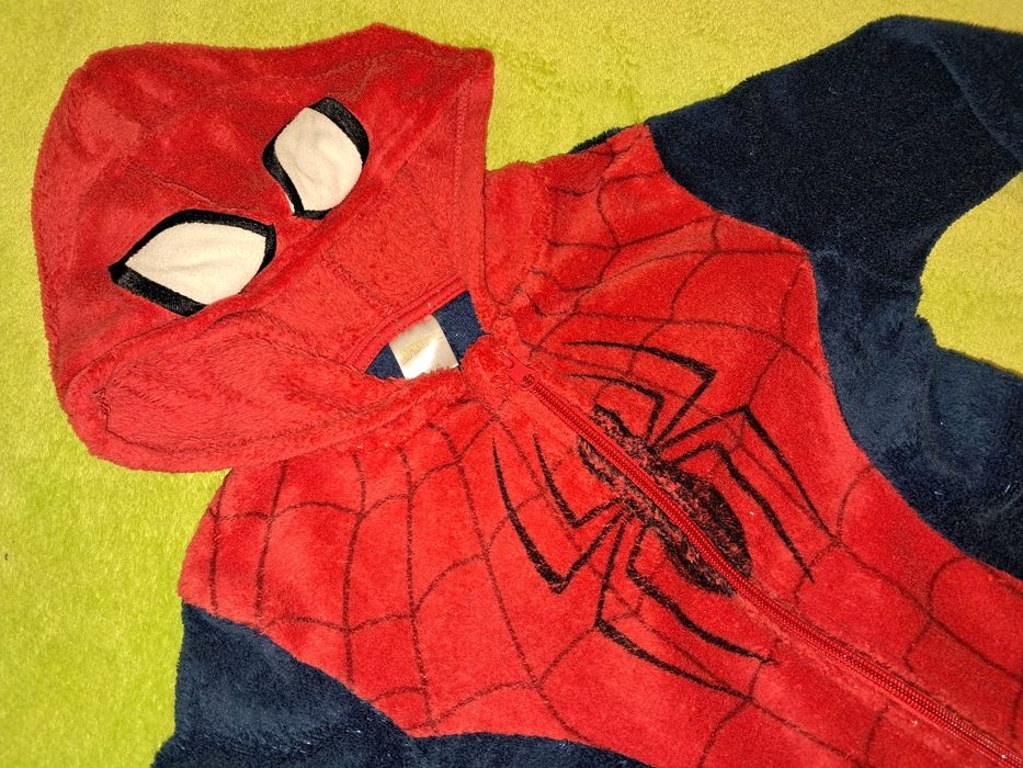 Strój piżama plusz Spiderman 110/116