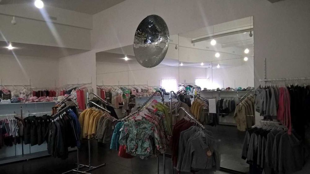 ТОП Локація! вул.Ярмаркова! Центральний ринок! Мережеві сусіди! Фасад!