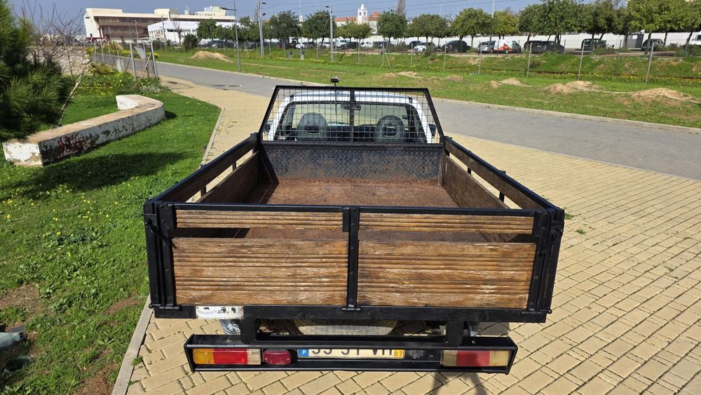 Mitsubishi L200 caixa aberta