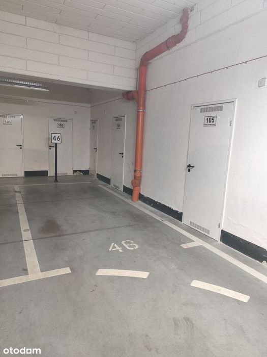 3pokoje+ miejsce garażowe+ 2 komórki lokatorskie Rzeźniczaka