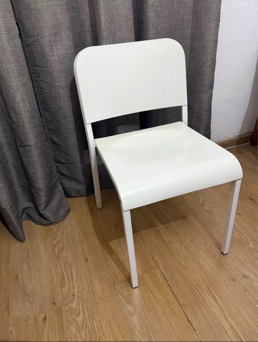 Secretária e Cadeira IKEA