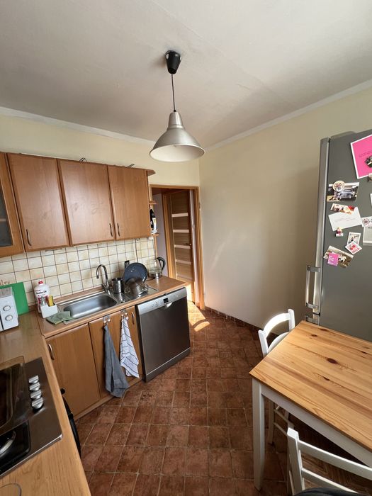 Pokoj z balkonem, blisko UE i Uś - Więcej