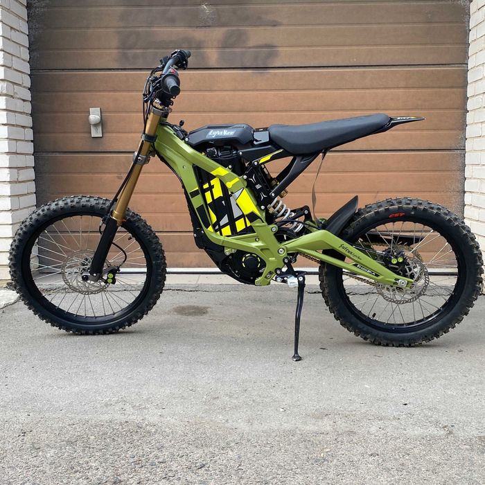 Surron Light Bee X 2025 Sage Green електробайк (пробіг 100 км)