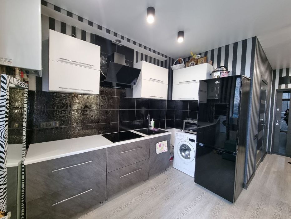 Продам в ЖК Мариинский однокомнатную квартиру- студию