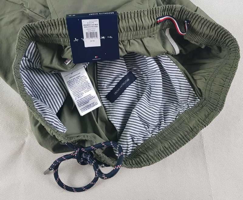 Męskie spodenki Tommy Hilfiger -Brooklyn Short zieleń mundurowa - W34